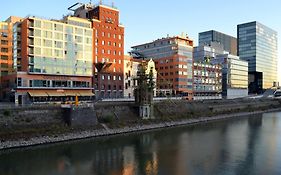 Courtyard by Marriott Düsseldorf Hafen